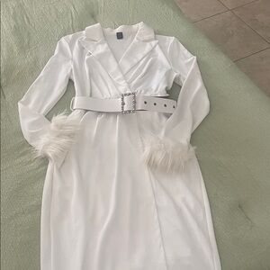 Elegant White Belted Dress with Faux Fur Cuffs